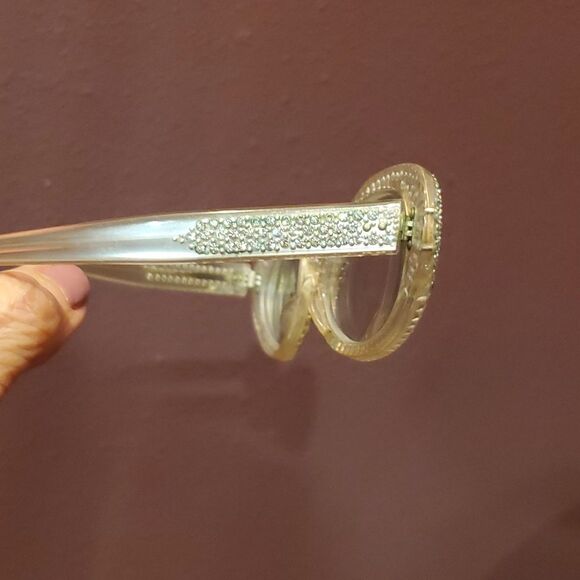 Vintage Cat Eye Rhinestone Glass from the 1950's 60's, By L. EVARD TWE FRANCE. - Picture 7 of 13